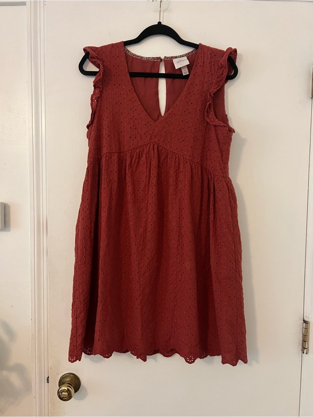 Knox Rose Rust Red Eyelet V-Neck Dress size S (Y100)